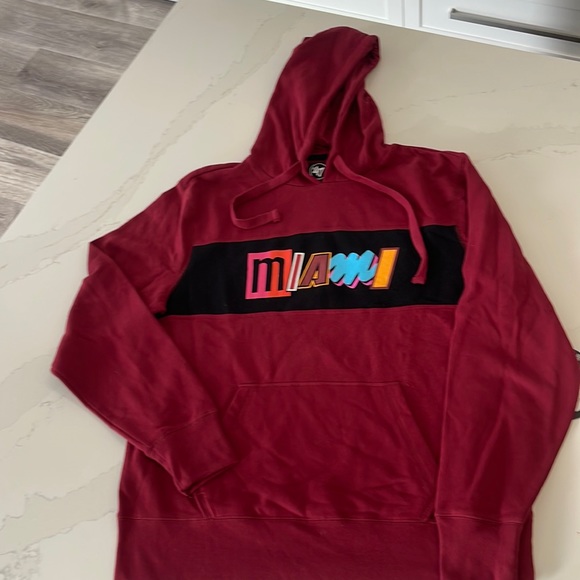 “47 Brand Miami Heat Mashup Hoodie - Picture 5 of 7